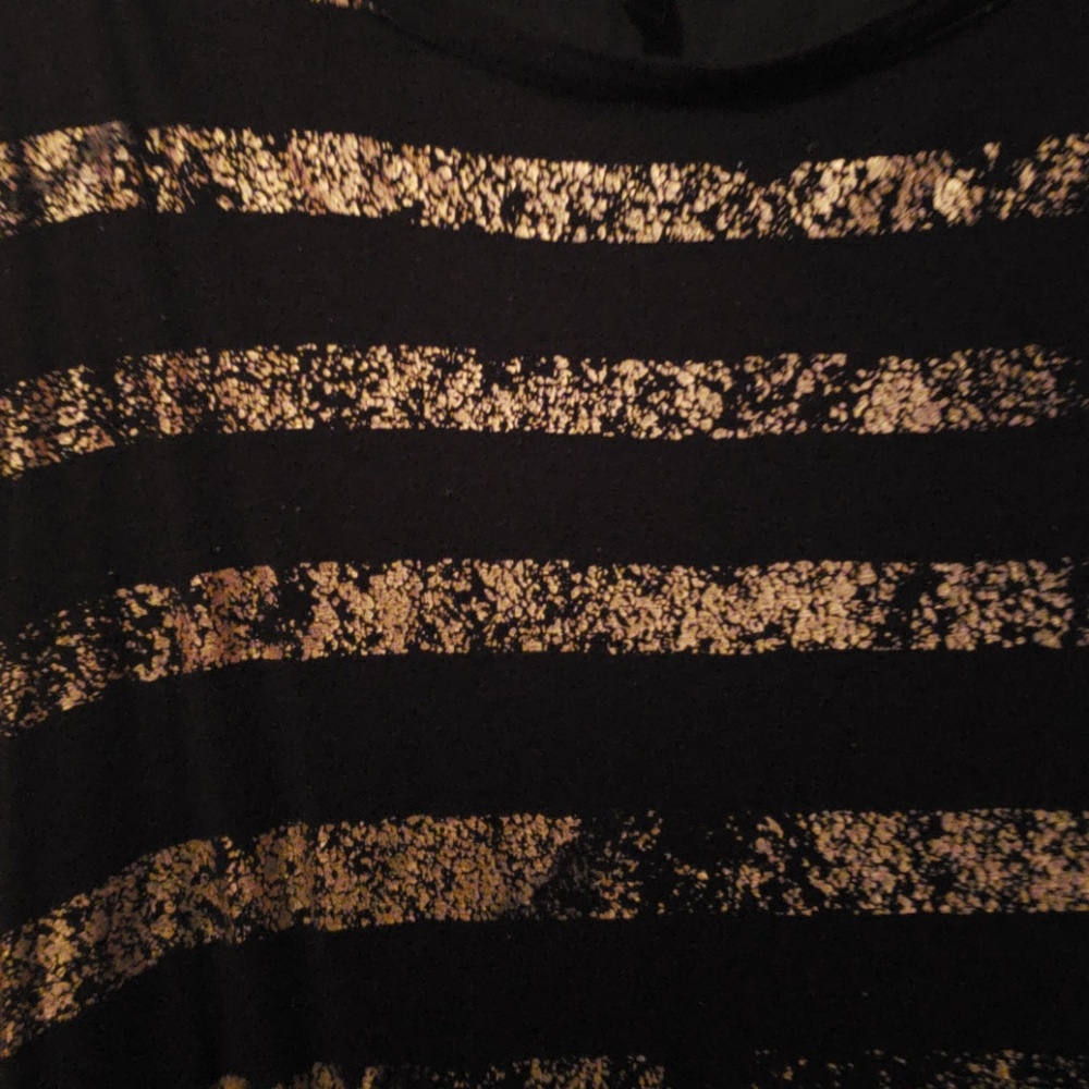 Lane Bryant Black Crackle design top size 14/16 - Picture 2 of 3
